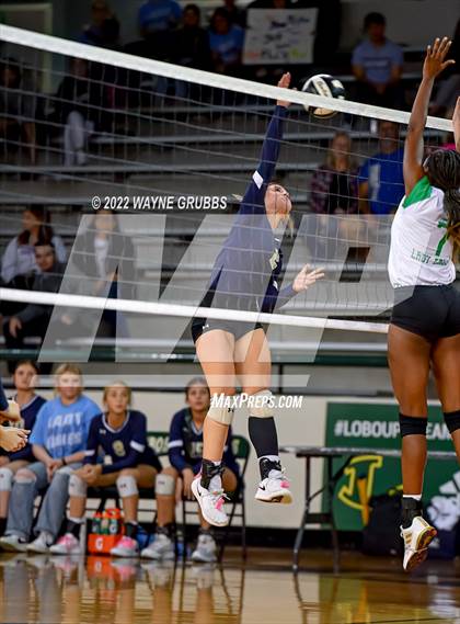 Thumbnail 2 in Tatum vs. New Diana (UIL 3A Bi-District) photogallery.