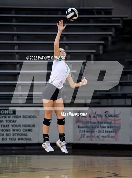 Thumbnail 3 in Tatum vs. New Diana (UIL 3A Bi-District) photogallery.