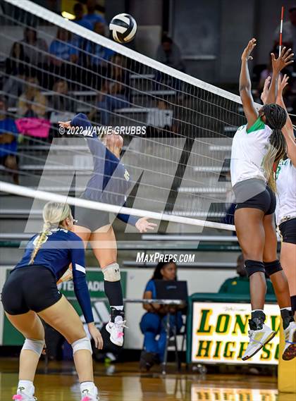 Thumbnail 2 in Tatum vs. New Diana (UIL 3A Bi-District) photogallery.