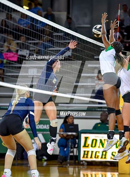 Thumbnail 3 in Tatum vs. New Diana (UIL 3A Bi-District) photogallery.