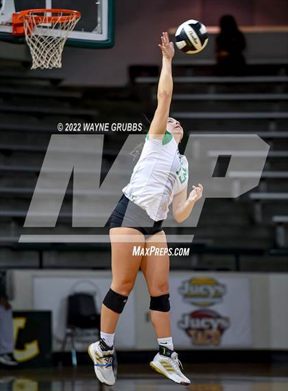 Thumbnail 1 in Tatum vs. New Diana (UIL 3A Bi-District) photogallery.