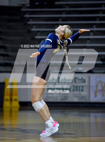 Thumbnail 1 in Tatum vs. New Diana (UIL 3A Bi-District) photogallery.