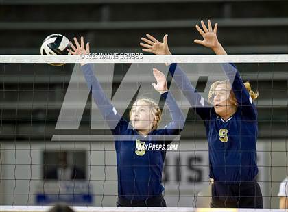 Thumbnail 2 in Tatum vs. New Diana (UIL 3A Bi-District) photogallery.