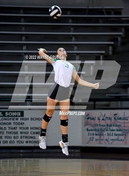 Thumbnail 2 in Tatum vs. New Diana (UIL 3A Bi-District) photogallery.