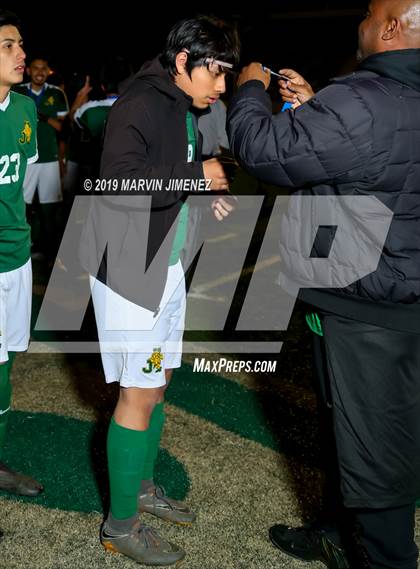 Thumbnail 1 in Jefferson vs. South East (CIF LACS Division II Final) photogallery.