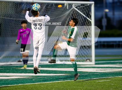 Thumbnail 3 in Jefferson vs. South East (CIF LACS Division II Final) photogallery.