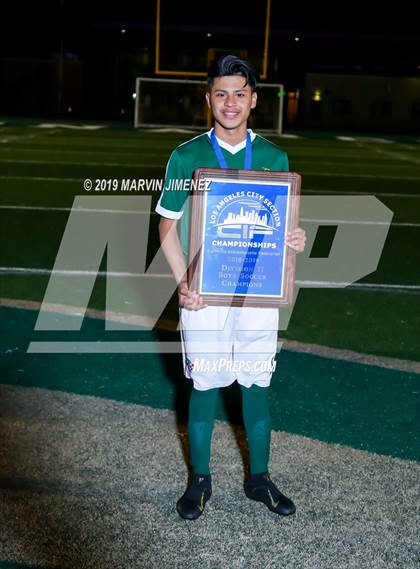 Thumbnail 1 in Jefferson vs. South East (CIF LACS Division II Final) photogallery.