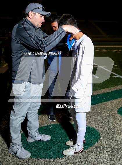 Thumbnail 2 in Jefferson vs. South East (CIF LACS Division II Final) photogallery.