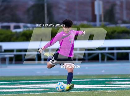 Thumbnail 2 in Jefferson vs. South East (CIF LACS Division II Final) photogallery.