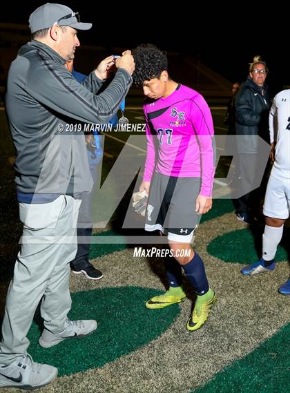 Thumbnail 3 in Jefferson vs. South East (CIF LACS Division II Final) photogallery.