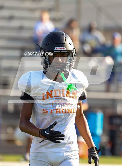 Thumbnail 3 in Grand Saline vs Daingerfield photogallery.