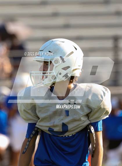 Thumbnail 3 in Grand Saline vs Daingerfield photogallery.