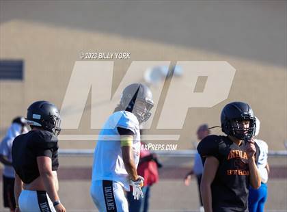 Thumbnail 1 in Grand Saline vs Daingerfield photogallery.