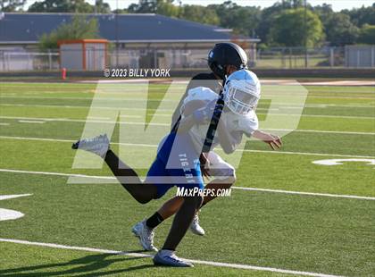 Thumbnail 1 in Grand Saline vs Daingerfield photogallery.