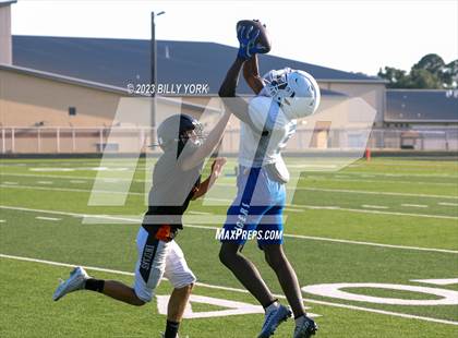 Thumbnail 3 in Grand Saline vs Daingerfield photogallery.