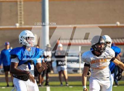 Thumbnail 1 in Grand Saline vs Daingerfield photogallery.