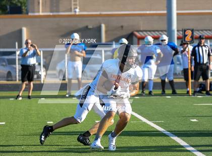 Thumbnail 1 in Grand Saline vs Daingerfield photogallery.