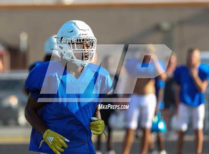 Thumbnail 3 in Grand Saline vs Daingerfield photogallery.