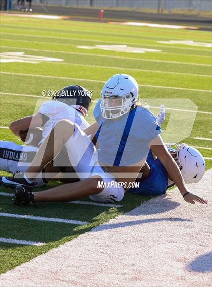 Thumbnail 1 in Grand Saline vs Daingerfield photogallery.