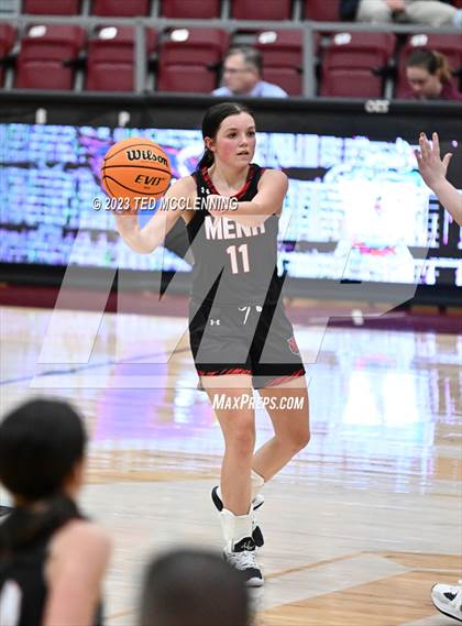 Thumbnail 2 in Farmington vs Mena (AAA 4A-North Regional first round) photogallery.