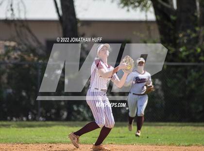 Thumbnail 3 in Lake Gibson vs Columbia (Raider Invitational) photogallery.