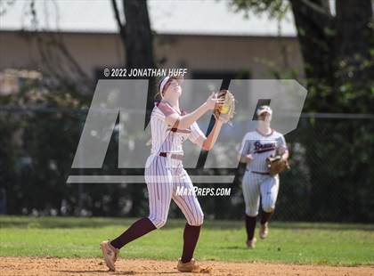 Thumbnail 2 in Lake Gibson vs Columbia (Raider Invitational) photogallery.