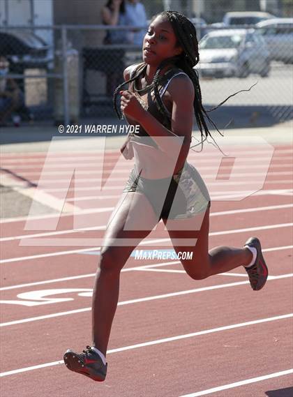 Thumbnail 3 in McClatchy @ Monterey Trail photogallery.