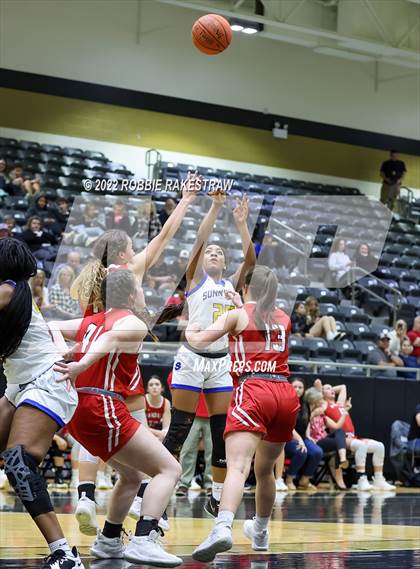 Thumbnail 2 in Sunnyvale vs. Van (UIL 4A Bi-District) photogallery.