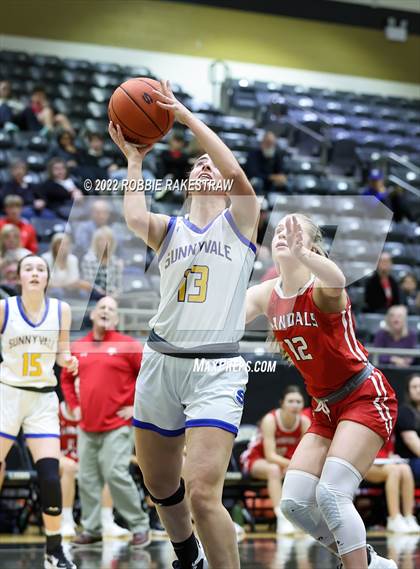 Thumbnail 1 in Sunnyvale vs. Van (UIL 4A Bi-District) photogallery.