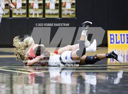 Thumbnail 2 in Sunnyvale vs. Van (UIL 4A Bi-District) photogallery.