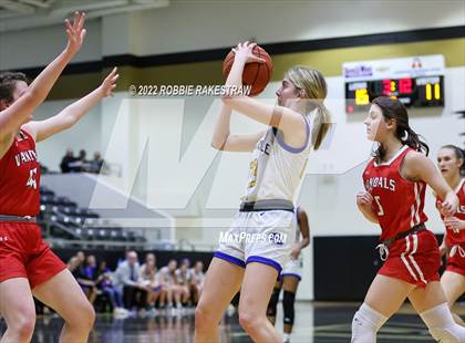 Thumbnail 2 in Sunnyvale vs. Van (UIL 4A Bi-District) photogallery.