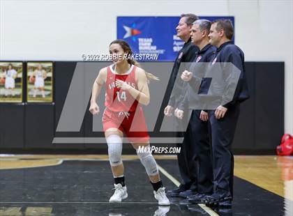 Thumbnail 2 in Sunnyvale vs. Van (UIL 4A Bi-District) photogallery.