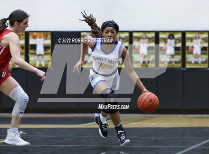Thumbnail 1 in Sunnyvale vs. Van (UIL 4A Bi-District) photogallery.