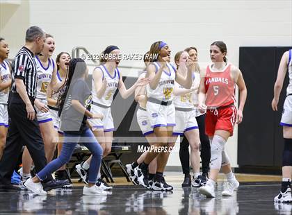 Thumbnail 3 in Sunnyvale vs. Van (UIL 4A Bi-District) photogallery.