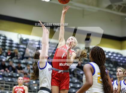 Thumbnail 2 in Sunnyvale vs. Van (UIL 4A Bi-District) photogallery.