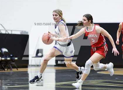 Thumbnail 2 in Sunnyvale vs. Van (UIL 4A Bi-District) photogallery.