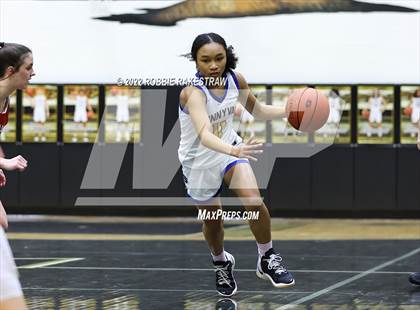 Thumbnail 1 in Sunnyvale vs. Van (UIL 4A Bi-District) photogallery.
