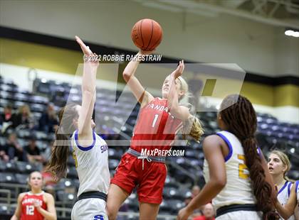 Thumbnail 3 in Sunnyvale vs. Van (UIL 4A Bi-District) photogallery.