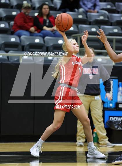 Thumbnail 3 in Sunnyvale vs. Van (UIL 4A Bi-District) photogallery.