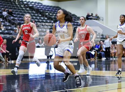 Thumbnail 2 in Sunnyvale vs. Van (UIL 4A Bi-District) photogallery.