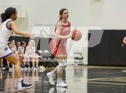 Thumbnail 2 in Sunnyvale vs. Van (UIL 4A Bi-District) photogallery.