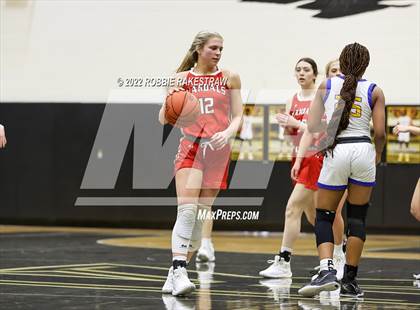 Thumbnail 2 in Sunnyvale vs. Van (UIL 4A Bi-District) photogallery.