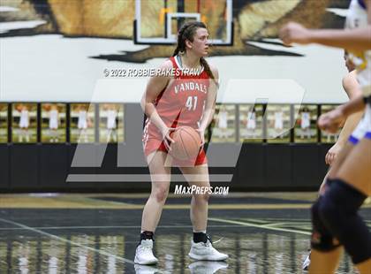 Thumbnail 2 in Sunnyvale vs. Van (UIL 4A Bi-District) photogallery.
