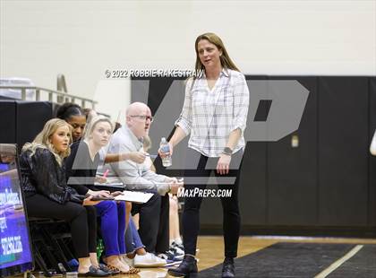 Thumbnail 1 in Sunnyvale vs. Van (UIL 4A Bi-District) photogallery.