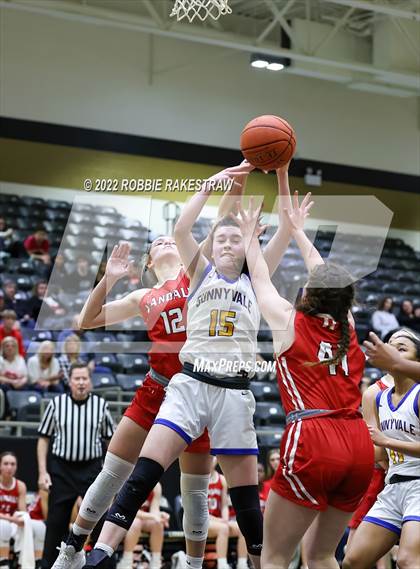 Thumbnail 3 in Sunnyvale vs. Van (UIL 4A Bi-District) photogallery.