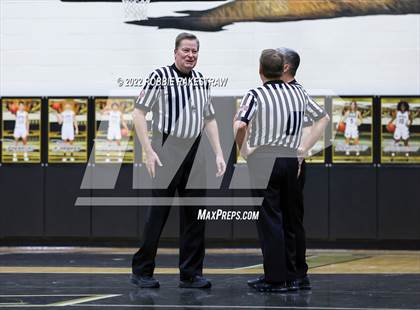 Thumbnail 3 in Sunnyvale vs. Van (UIL 4A Bi-District) photogallery.