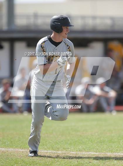 Thumbnail 1 in Flower Mound vs. Klein Oak photogallery.