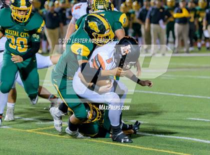 Thumbnail 1 in Crystal City vs. Llano (UIL 4A Bi-District Playoffs) photogallery.