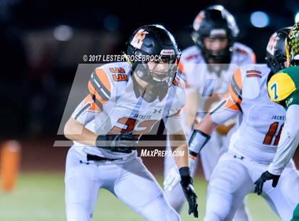 Thumbnail 1 in Crystal City vs. Llano (UIL 4A Bi-District Playoffs) photogallery.