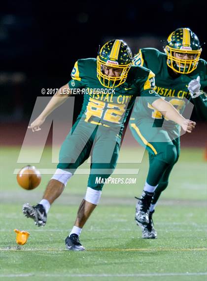 Thumbnail 1 in Crystal City vs. Llano (UIL 4A Bi-District Playoffs) photogallery.